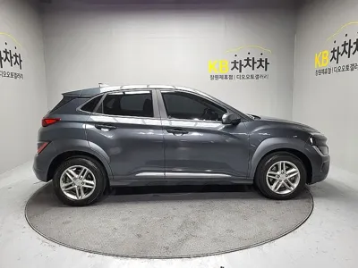 Hyundai Kona 2021, 103396 км, за 10174.61 USD