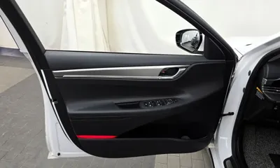 Hyundai Grandeur 2020, 80030 км, за 14626.53 USD - фото 24