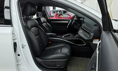 Hyundai Grandeur 2020, 80030 км, за 14626.53 USD - фото 26