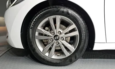 Hyundai Avante 2017, 16171 км, за 6435.67 USD - фото 5