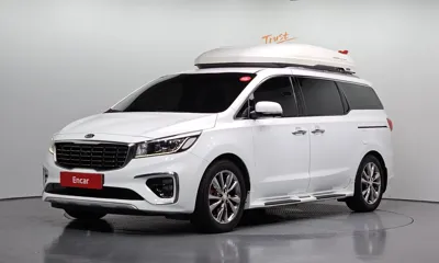 Kia Canival · 2019 год