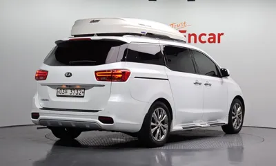 Kia Canival 2019, 202917 км, за 7601.8 USD