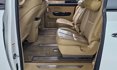 Kia Canival 2019, 202917 км, за 7601.8 USD - фото 11