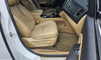 Kia Canival 2019, 202917 км, за 7601.8 USD - фото 12
