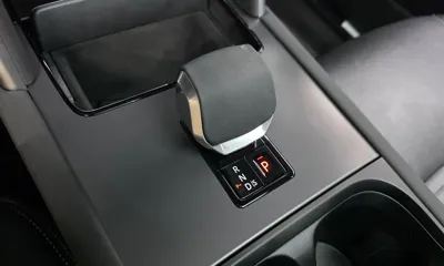 Land Rover Discovery Sport 2025, 6571 км, за 30618.91 USD - фото 9