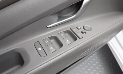 Hyundai Avante 2023, 58755 км, за 13719.31 USD - фото 28