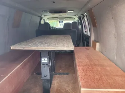 Chevrolet Express Van 2005, 61350 км, за 12808.72 USD - фото 18