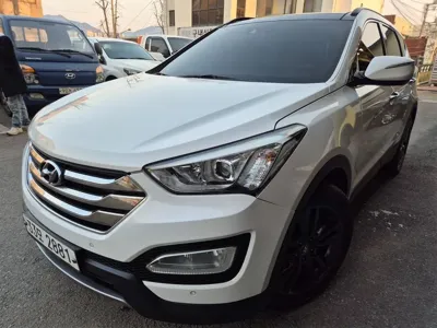 Hyundai Santafe 2014, 124381 км, за 7410.78 USD
