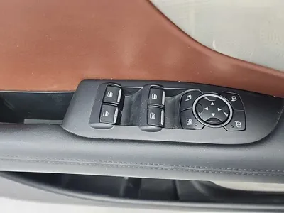 Lincoln MKZ 2017, 214599 км, за 4465.16 USD - фото 16
