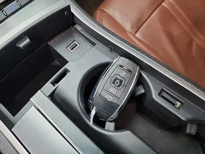 Lincoln MKZ 2017, 214599 км, за 4465.16 USD - фото 18