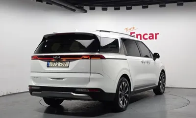 Kia Canival 2022, 116607 км, за 15203.61 USD