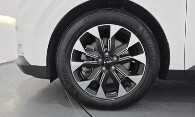 Kia Canival 2022, 116607 км, за 15203.61 USD