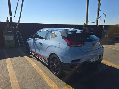 Hyundai Veloster 2020, 88500 км, за 9771.99 USD