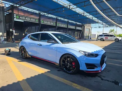 Hyundai Veloster 2020, 88500 км, за 9771.99 USD