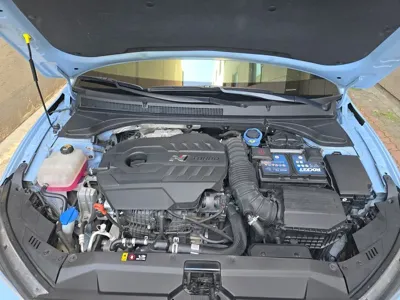 Hyundai Veloster 2020, 88500 км, за 9758.01 USD - фото 6