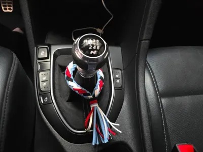 Hyundai Veloster 2020, 88500 км, за 9758.01 USD - фото 9