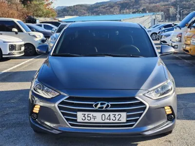 Hyundai Avante · 2017 год