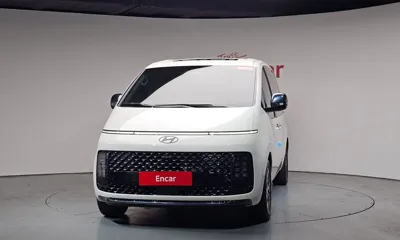 Hyundai Staria 2025, 34468 км, за 28093.62 USD