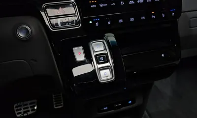 Hyundai Staria 2025, 34468 км, за 28093.62 USD - фото 9