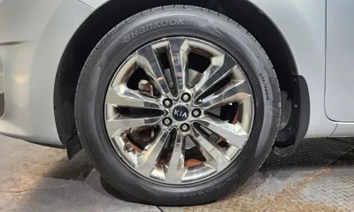 Kia Canival 2015, 117612 км, за 6641.92 USD
