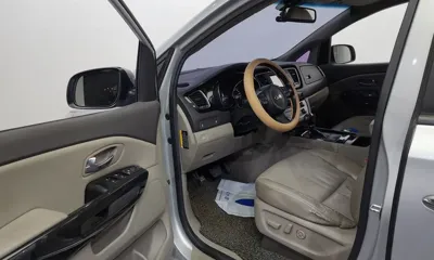 Kia Canival 2015, 117612 км, за 6641.92 USD - фото 10