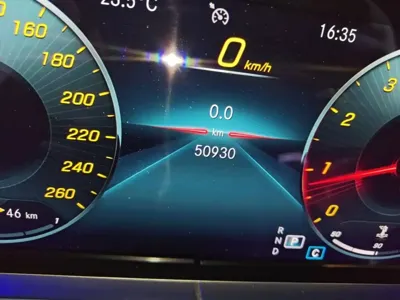Mercedes-Benz CLS 2022, 50900 км, за 37833.17 USD - фото 19
