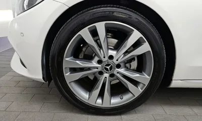 Mercedes-Benz C-Class 2018, 95086 км, за 10223.35 USD