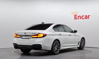 BMW 5-Series 2018, 120391 км, за 18640.94 USD