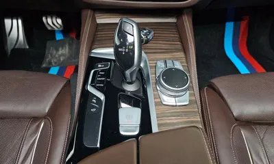 BMW 5-Series 2018, 120391 км, за 18640.94 USD - фото 9