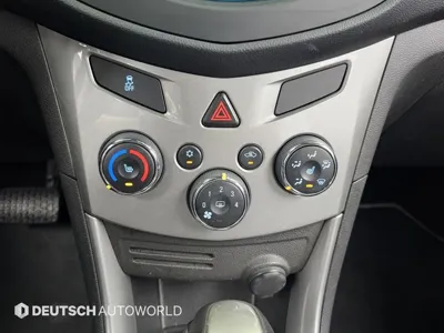 ChevroletGMDaewoo Trax 2016, 178330 км, за 2341.92 USD - фото 17