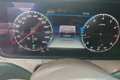 Mercedes-Benz E-Class 2019, 132500 км, за 24832 USD - фото 11