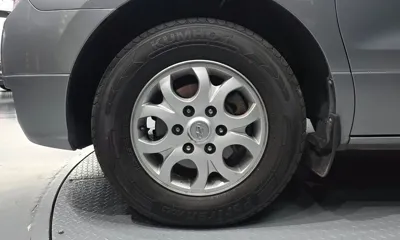 Hyundai Starex 2015, 190071 км, за 3577.94 USD
