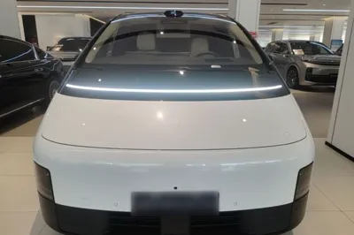 Li Auto MEGA