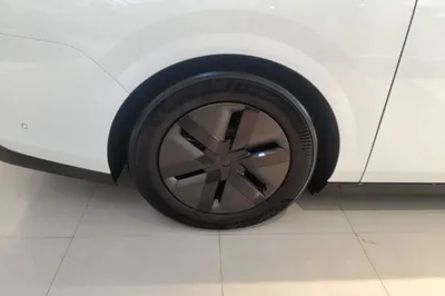 Li Auto MEGA
