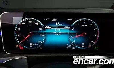 Mercedes-Benz GLB-Class 2020, 71418 км, за 19801.31 USD - фото 8