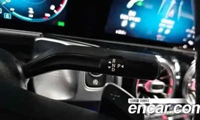 Mercedes-Benz GLB-Class 2020, 71418 км, за 19801.31 USD - фото 9
