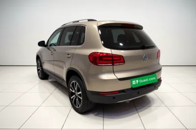 Volkswagen Tiguan 2016, 99300 км, за 7951 USD