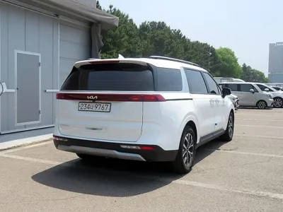 Kia Canival 2023, 82272 км, за 7680.19 USD