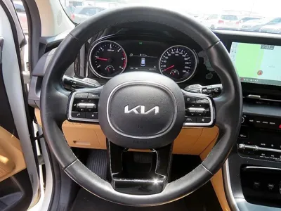 Kia Canival 2023, 82272 км, за 7618.67 USD - фото 12