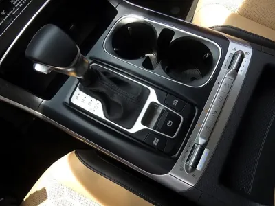 Kia Canival 2023, 82272 км, за 7618.67 USD - фото 15