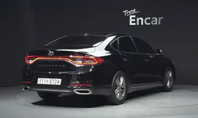 Hyundai Grandeur 2018, 126269 км, за 7748.91 USD