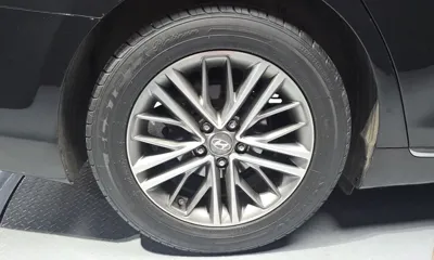 Hyundai Grandeur 2018, 126269 км, за 7748.91 USD