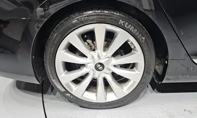 Hyundai Grandeur 2012, 163996 км, за 2625.71 USD
