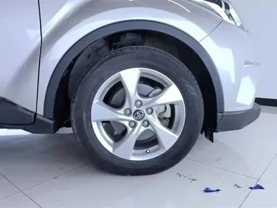 Toyota C-HR 2020, 28700 км, за 9214.43 USD - фото 6