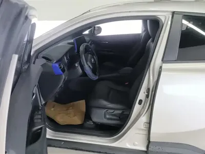 Toyota C-HR 2020, 28700 км, за 9214.43 USD - фото 9