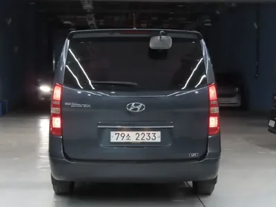 Hyundai Starex 2016, 88000 км, за 8857.75 USD