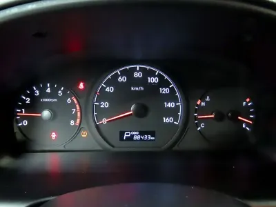 Hyundai Starex 2016, 88000 км, за 8857.75 USD - фото 17
