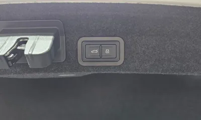 Audi A6 2022, 43044 км, за 65046.9 USD - фото 33