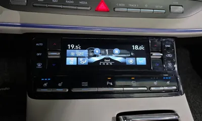 Hyundai Grandeur 2022, 105075 км, за 16539.68 USD - фото 32