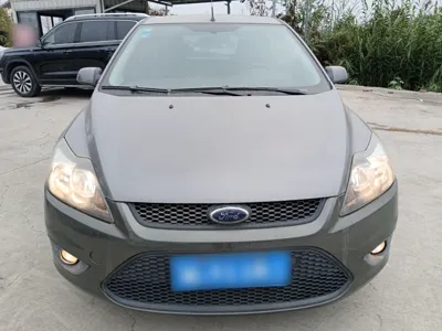 Ford Focus 2013, 86900 км, за 4626 USD - фото 3